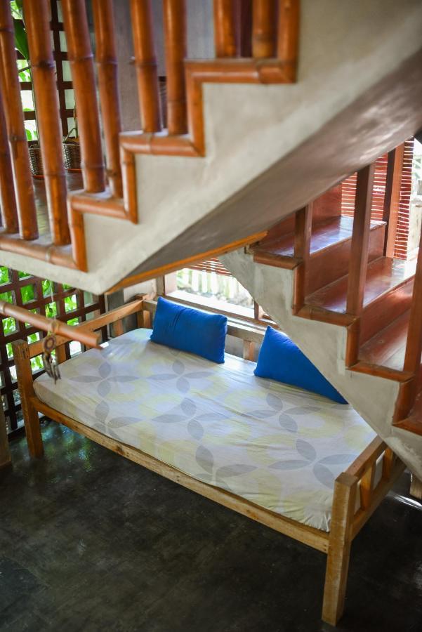 Sinag Hostel (Adults Only) General Luna  Esterno foto